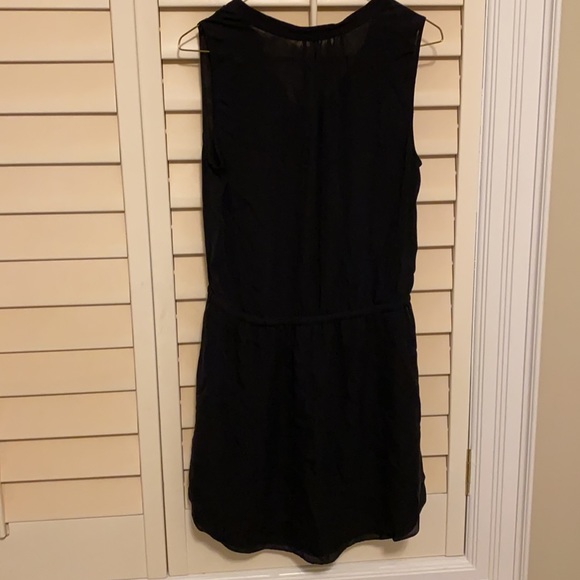 Silk black Babaton dress with pockets and a drawstring waist - Picture 2 of 4